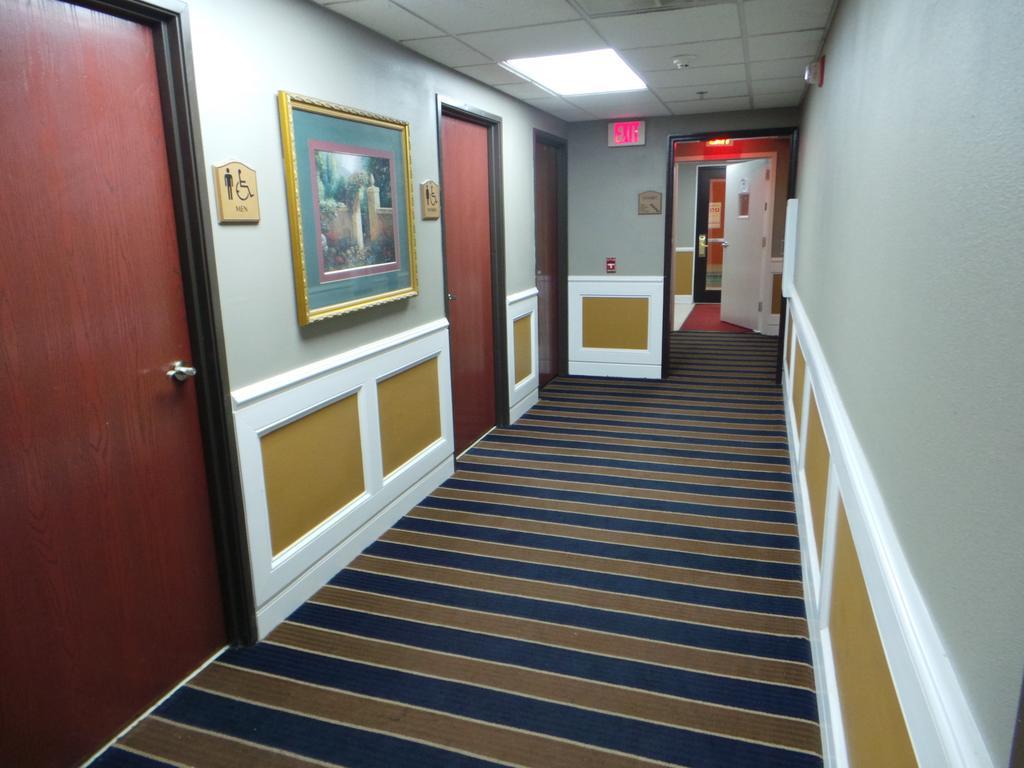 Hotel Baymont By Wyndham Cordele Extérieur photo