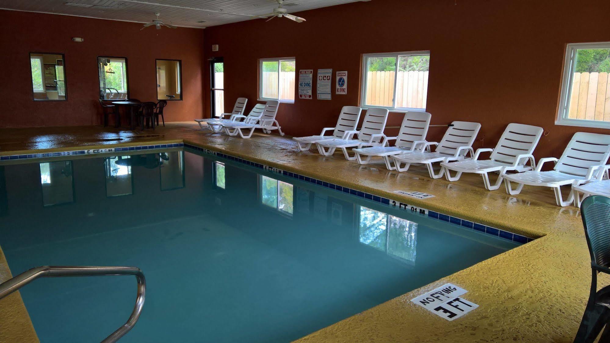 Hotel Baymont By Wyndham Cordele Extérieur photo